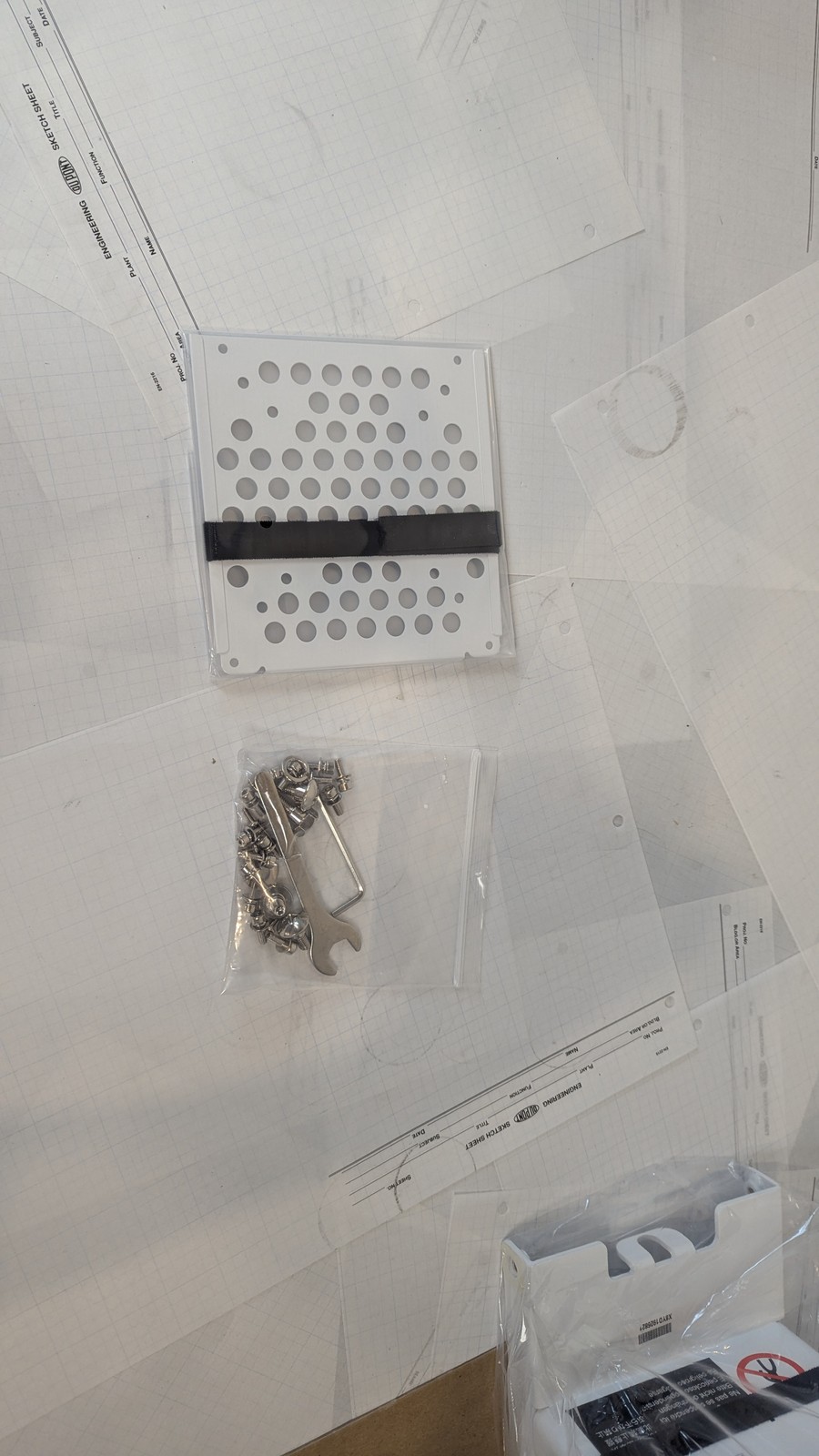 Epson ELPMB62 Ultra Short Throw Projector Wall Mount Kit V12HA06A05 - Open Box