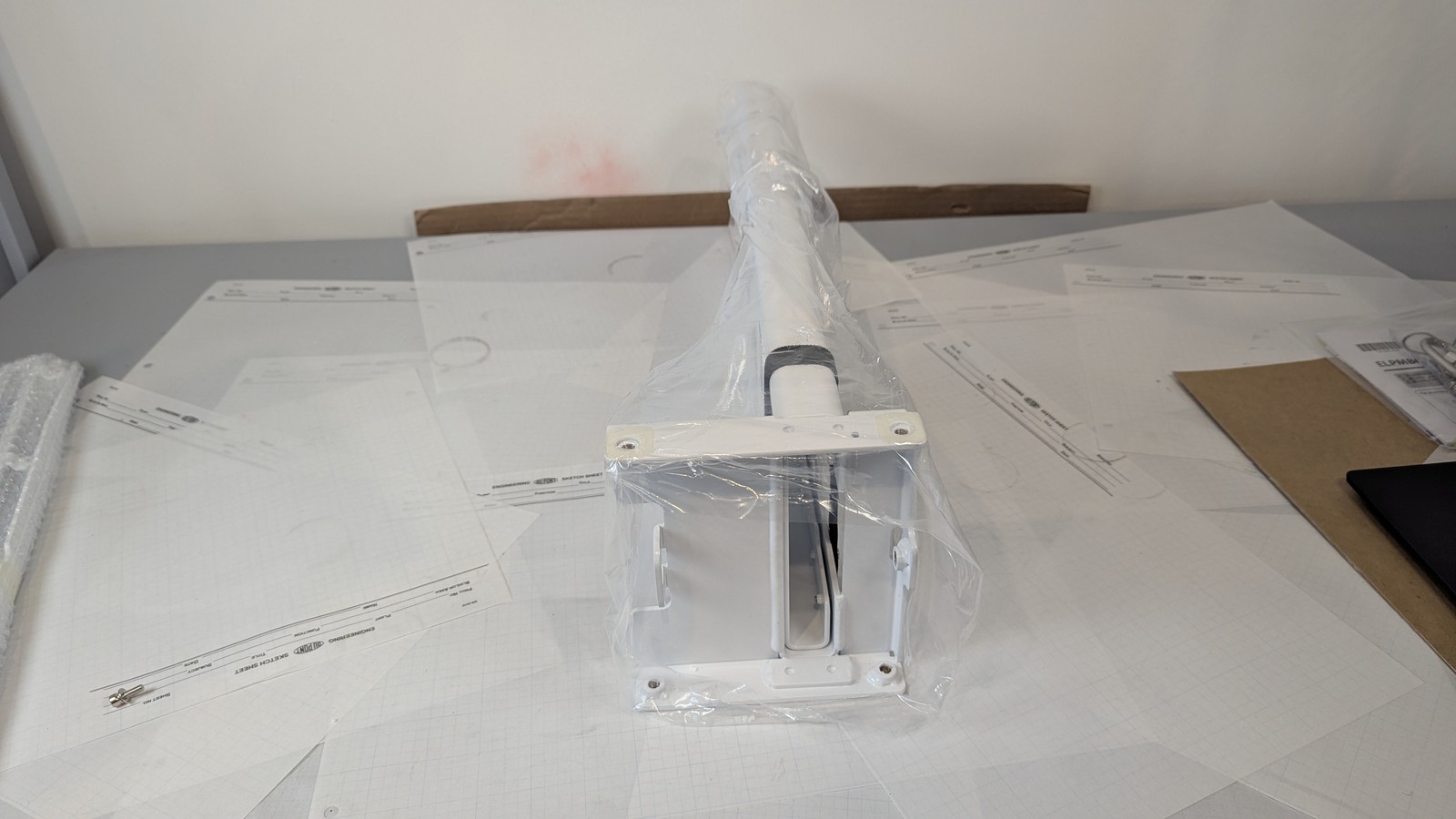 Epson ELPMB62 Ultra Short Throw Projector Wall Mount Kit V12HA06A05 - Open Box