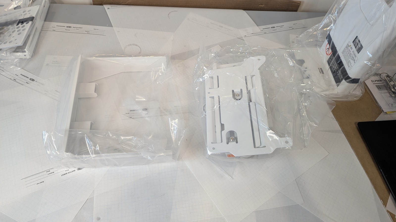 Epson ELPMB62 Ultra Short Throw Projector Wall Mount Kit V12HA06A05 - Open Box