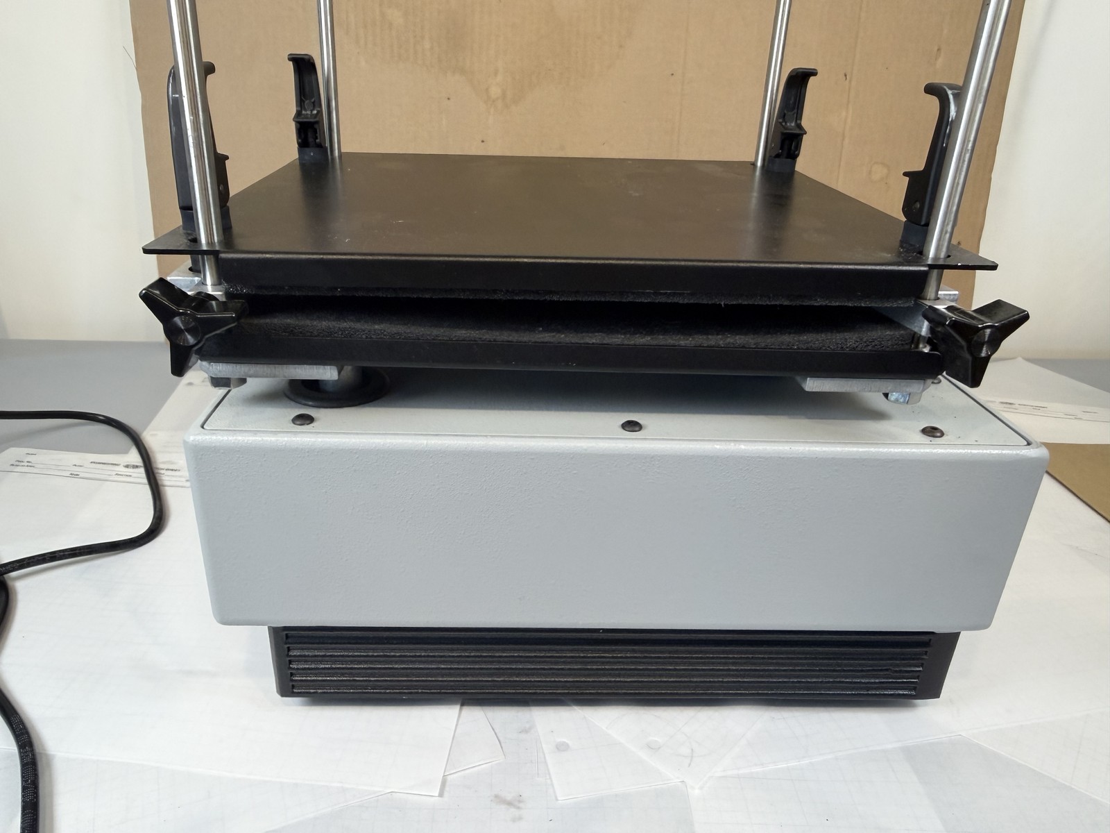 VWR DMS-2500 High Speed Microplate Shaker 600-2500 RPM 13500-890 - Tested