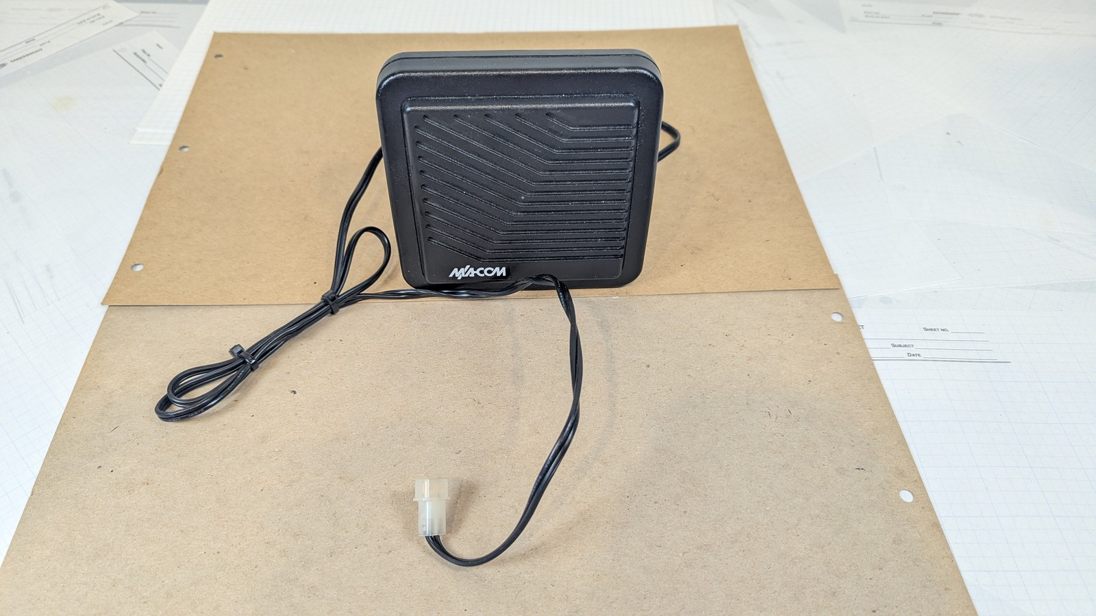 Harris M7300 M5300 MAMW-SDMXX 800MHz Mobile Radio + Control Head Mic Speaker