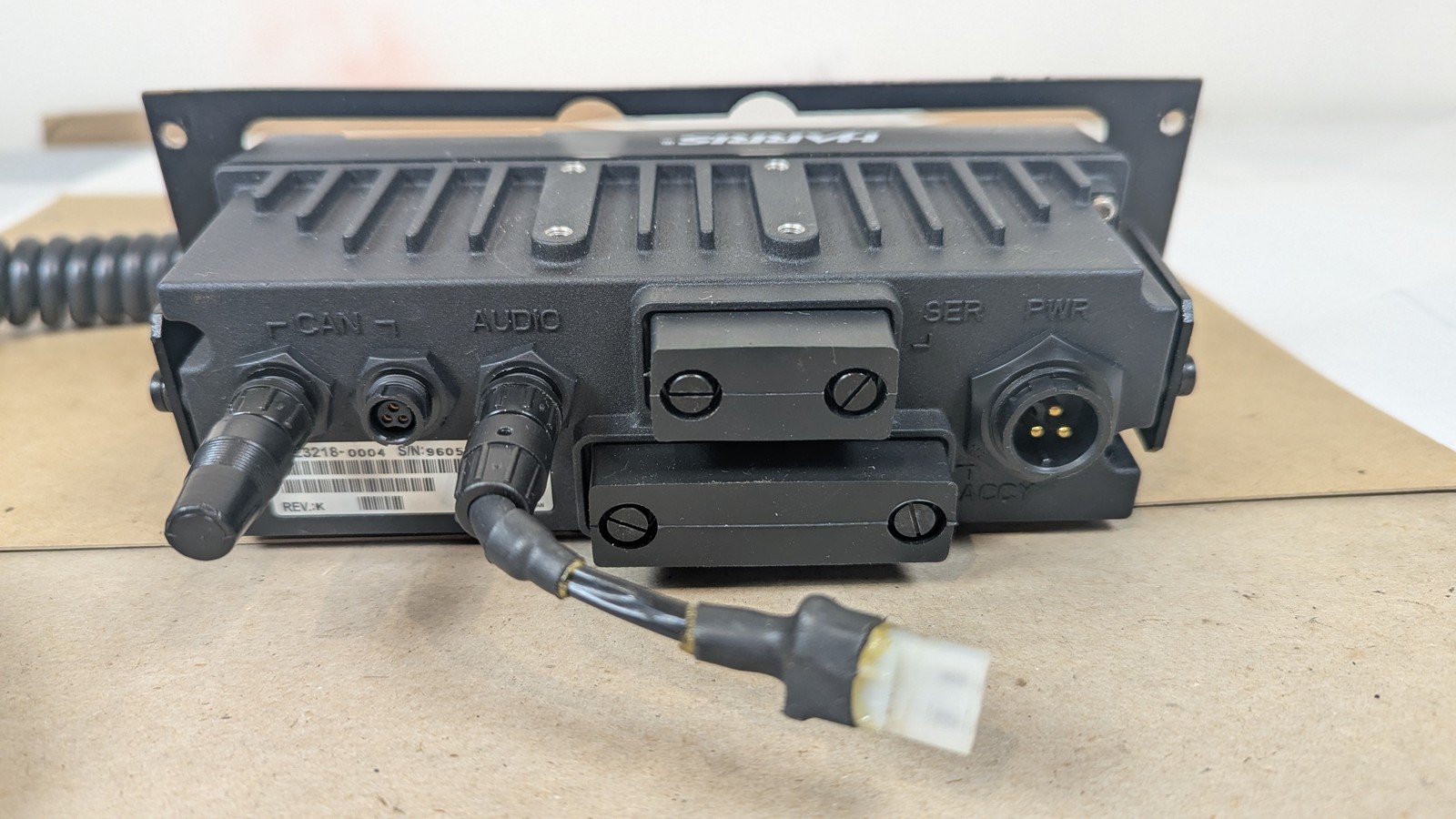 Harris M7300 M5300 MAMW-SDMXX 800MHz Mobile Radio + Control Head Mic Speaker