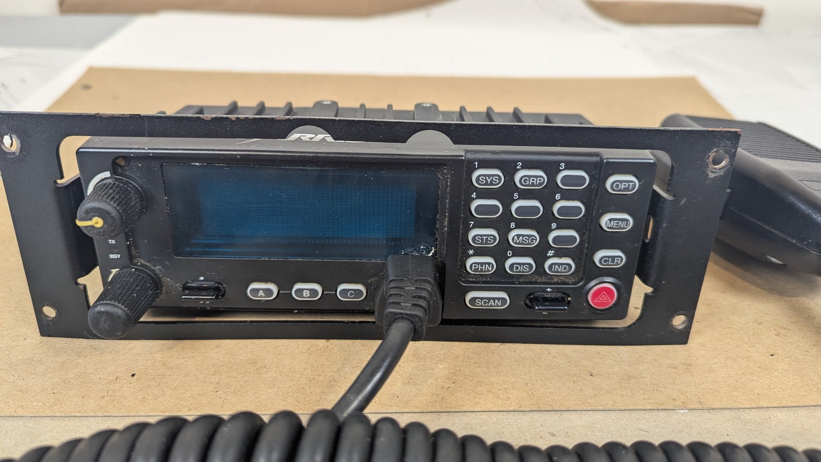 Harris M7300 M5300 MAMW-SDMXX 800MHz Mobile Radio + Control Head Mic Speaker