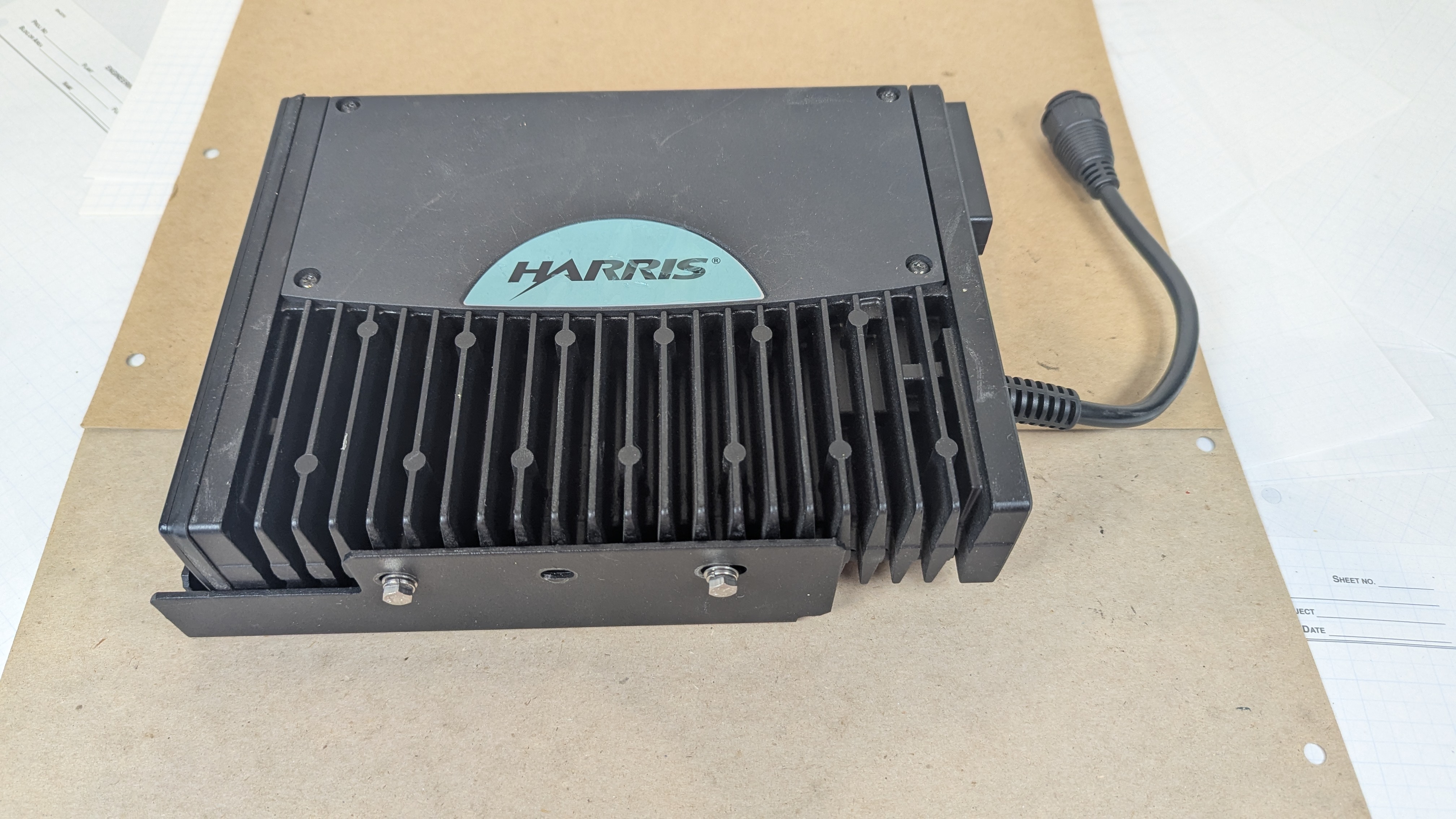 Harris XG-75M M7300 800MHz Mobile Radio Deck Control Head Hand Mic Speaker Set