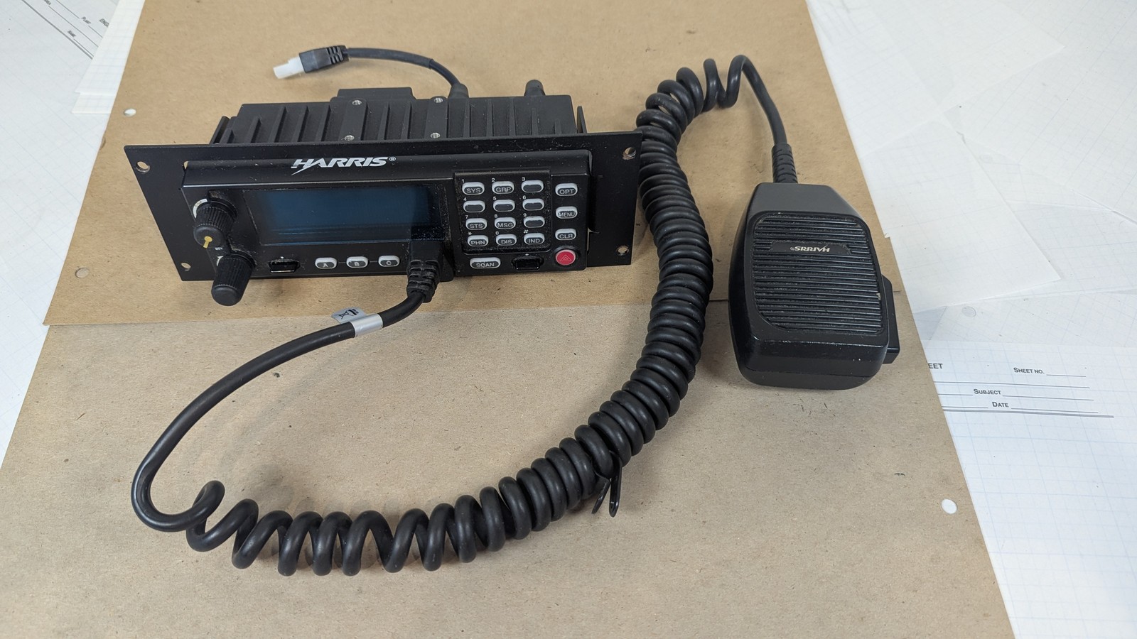 Harris XG-75M M7300 800MHz Mobile Radio Deck Control Head Hand Mic Speaker Set