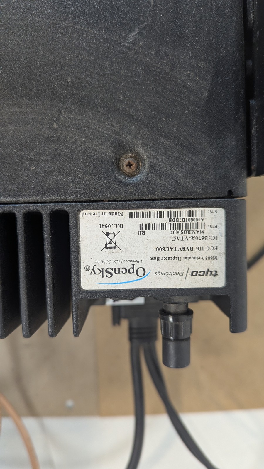 Tyco M/A-COM OpenSky M803 800MHz Vehicular Repeater Base RF Combiner CH-103 Head