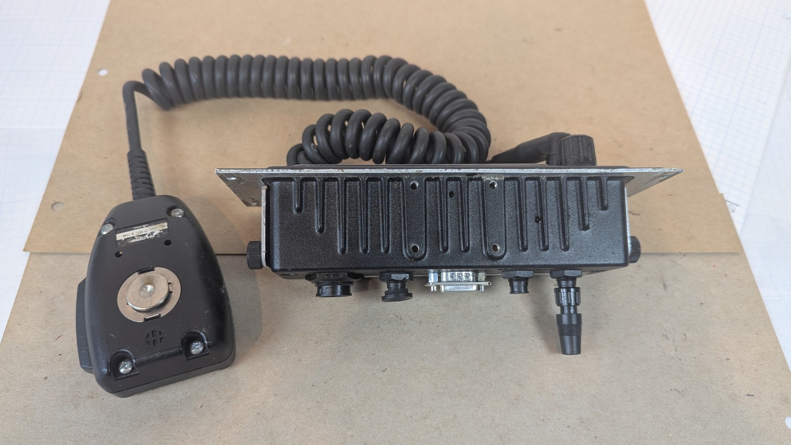 Tyco Harris Macom OpenSky CH-103 Control Head MACDOS0003 + Speaker Mic Powers On