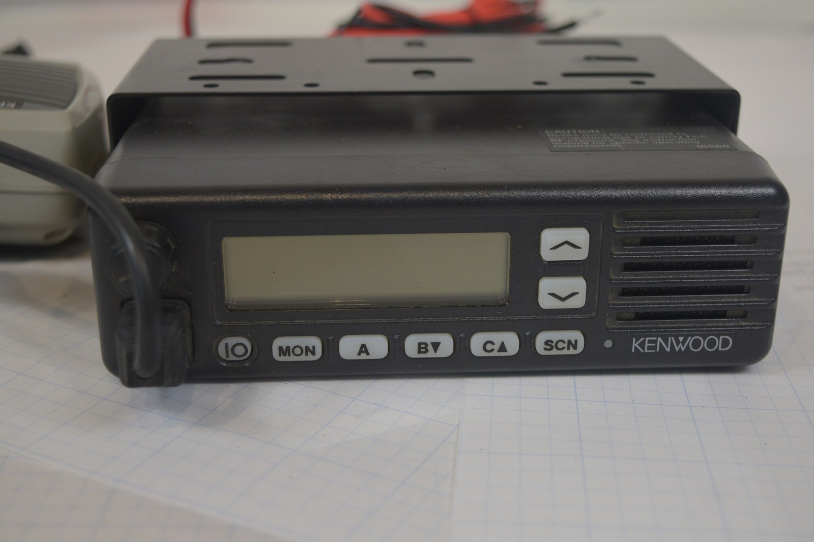 Kenwood TK-6110-2 Low Band 35-50 MHz 70W Mobile Radio + Mic + Bracket RX Tested