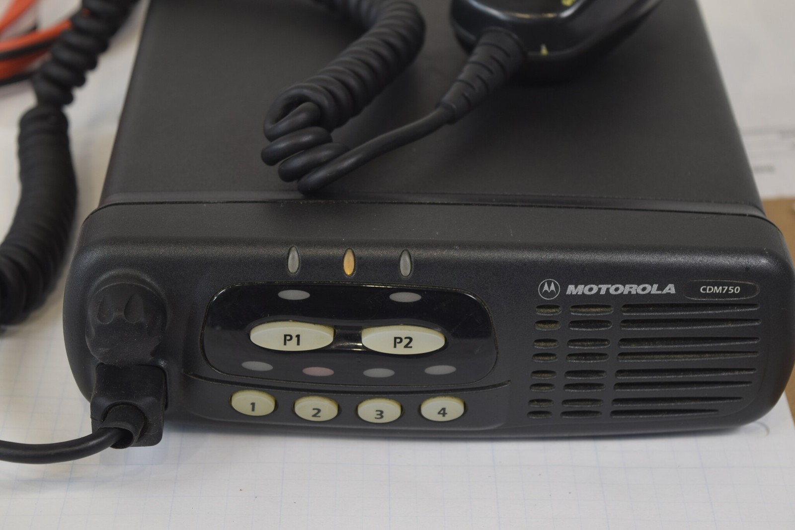 Motorola CDM750 Low Band 36-42 MHz 60W Mobile Radio AAM25CKC9AA1AN + Mic RX Test