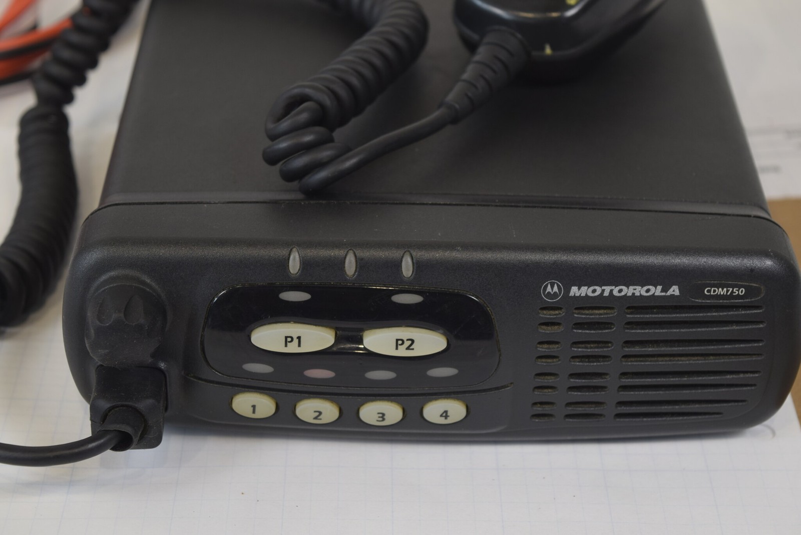 Motorola CDM750 Low Band 36-42 MHz 60W Mobile Radio AAM25CKC9AA1AN + Mic RX Test