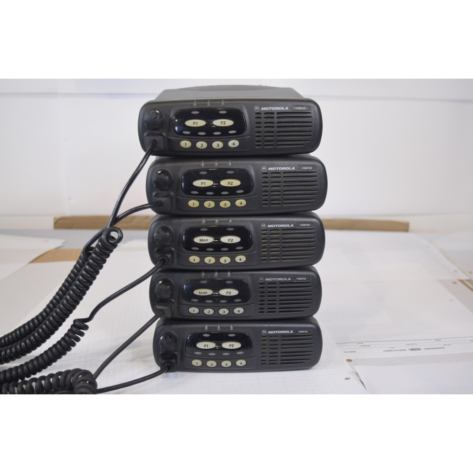 Motorola CDM750 Low Band 36-42 MHz 60W Mobile Radio AAM25CKC9AA1AN + Mic RX Test