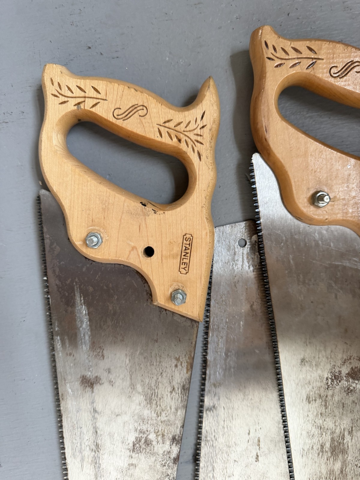 Lot of 6 Hand Saws Stanley Wood Handle Crosscut Rough Cut Carpentry Tools