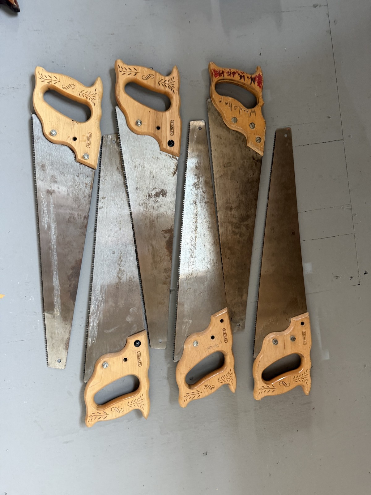 Lot of 6 Hand Saws Stanley Wood Handle Crosscut Rough Cut Carpentry Tools