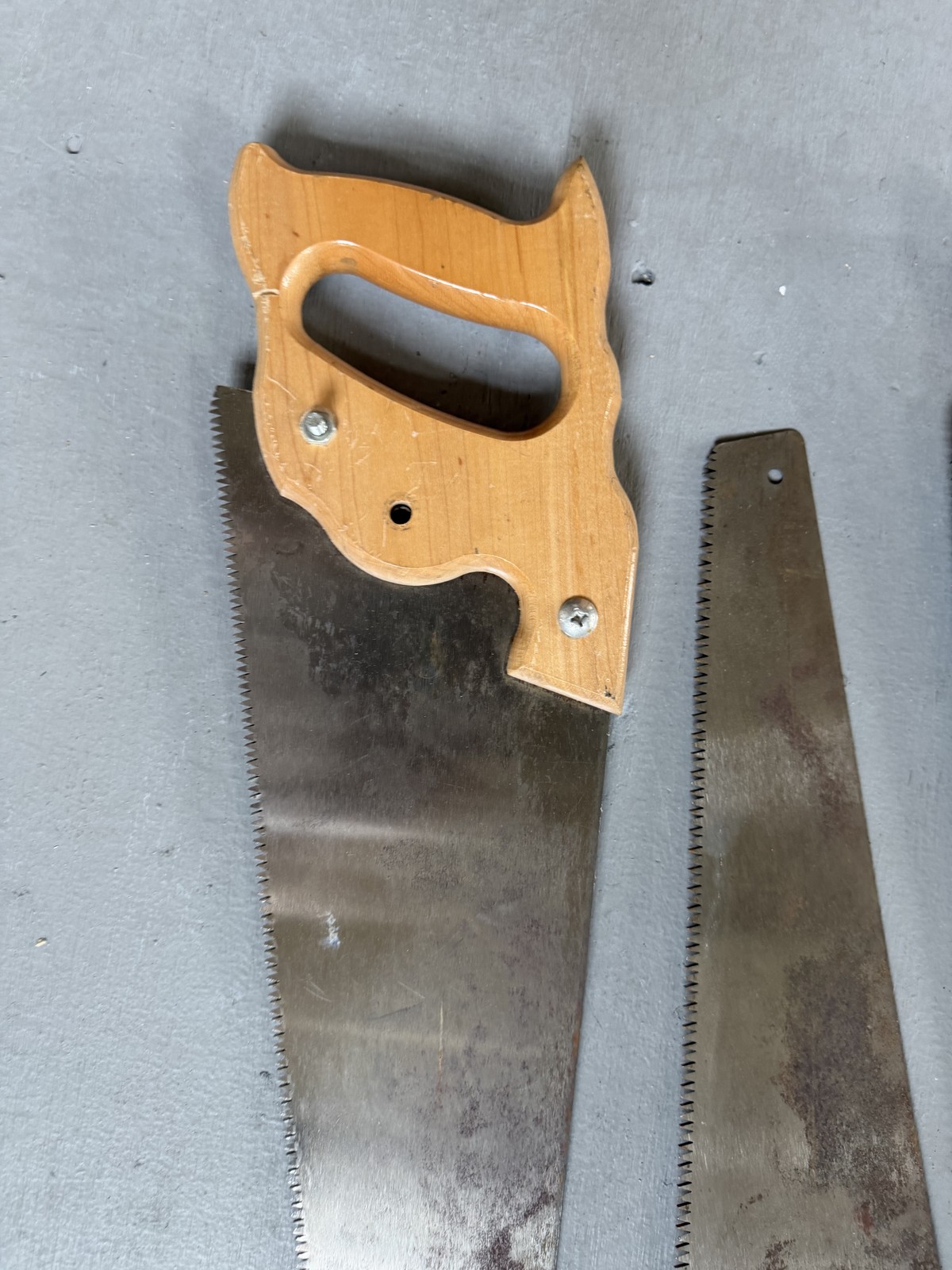 Lot of 4 Stanley SHORT CUT Hand Saws Matching Set Wood Handle Woodworking