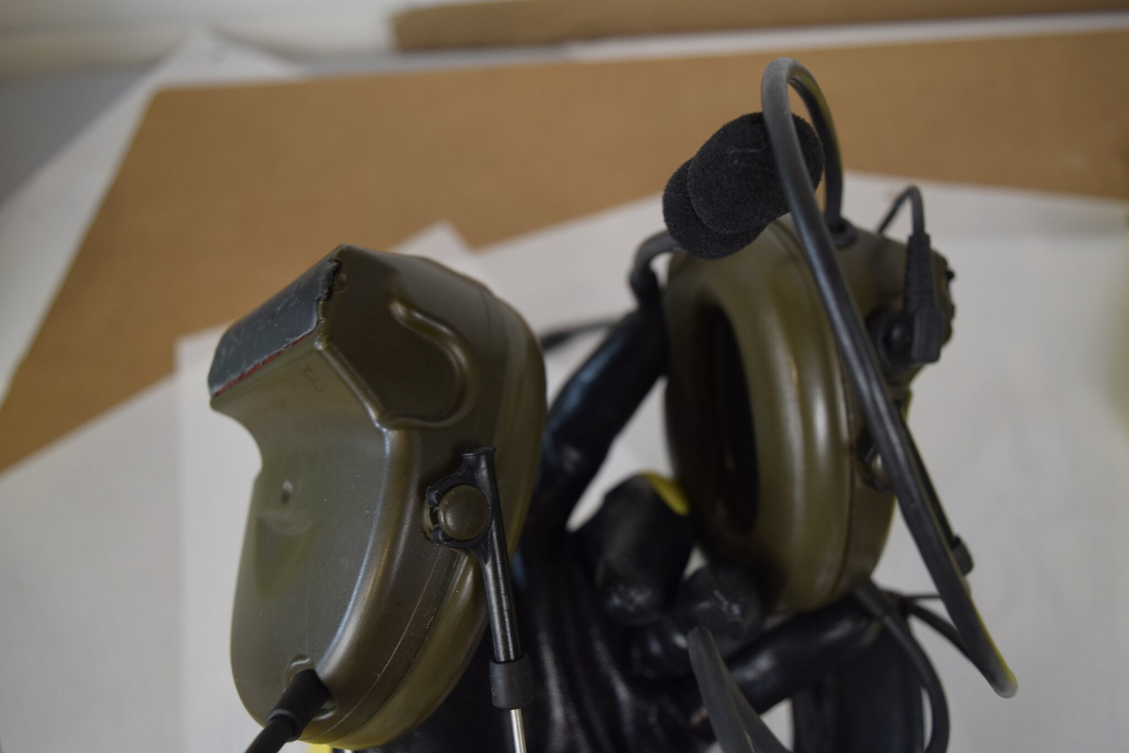3M Peltor ComTac II MT15H69FB Headset + FL5063-34 Motorola PTT OD Green UNTESTED