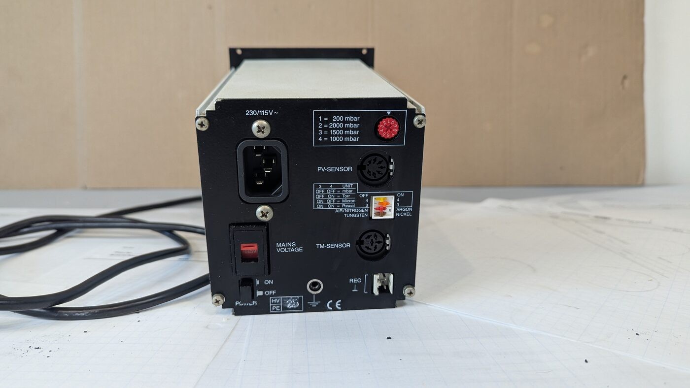 Leybold Thermovac TM20 Vacuum Gauge Controller Dual Input PV/TM - Display Works