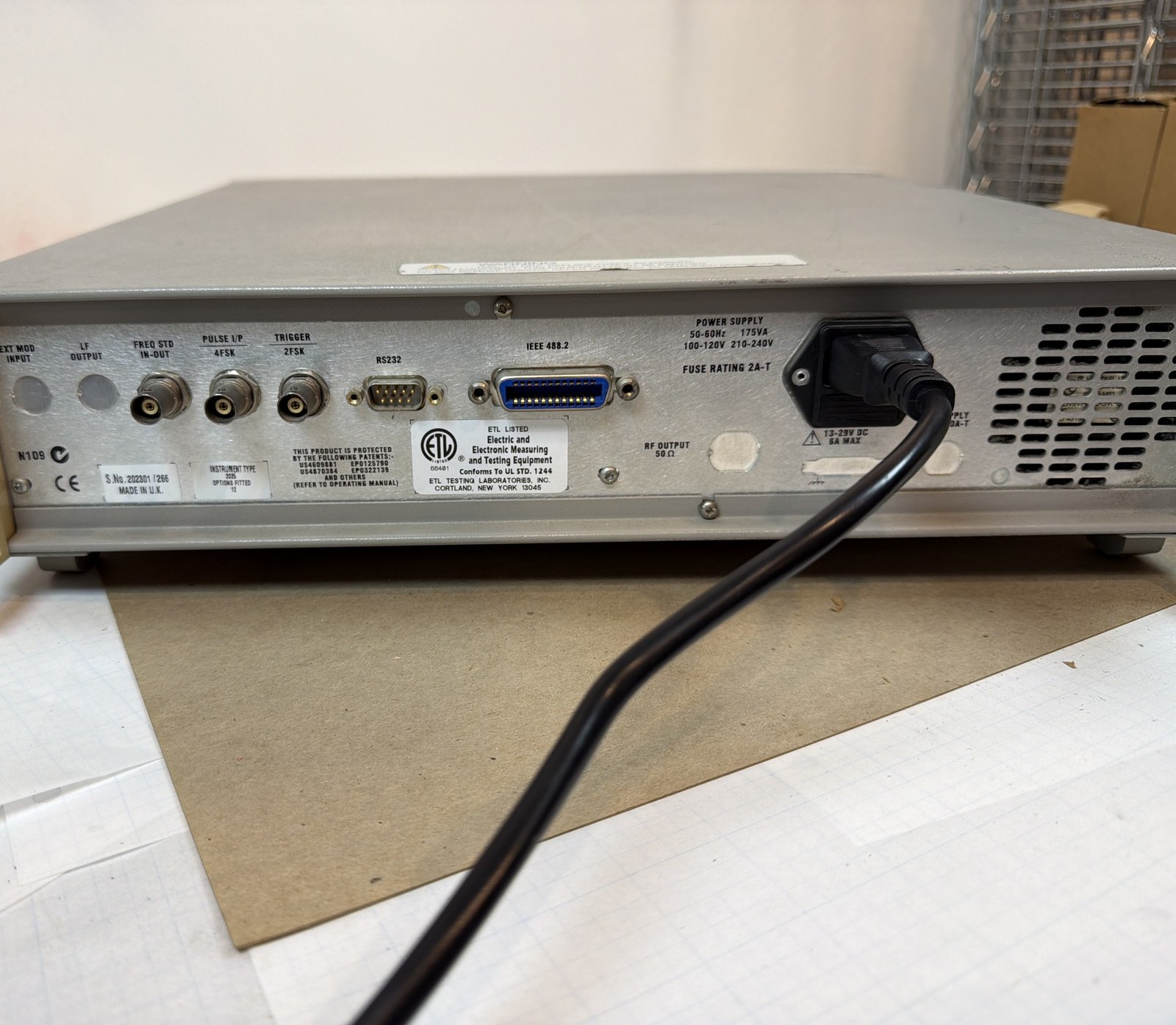 IFR Marconi 2025 RF Signal Generator 9kHz-2.51GHz Opt 12 SINAD GPIB RS232
