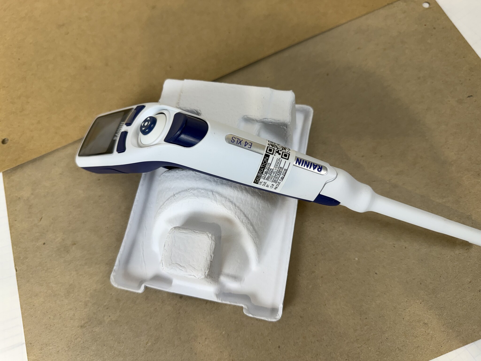 Rainin E4 XLS+ 20-200uL LTS Single Channel Electronic Pipette Runs on Battery