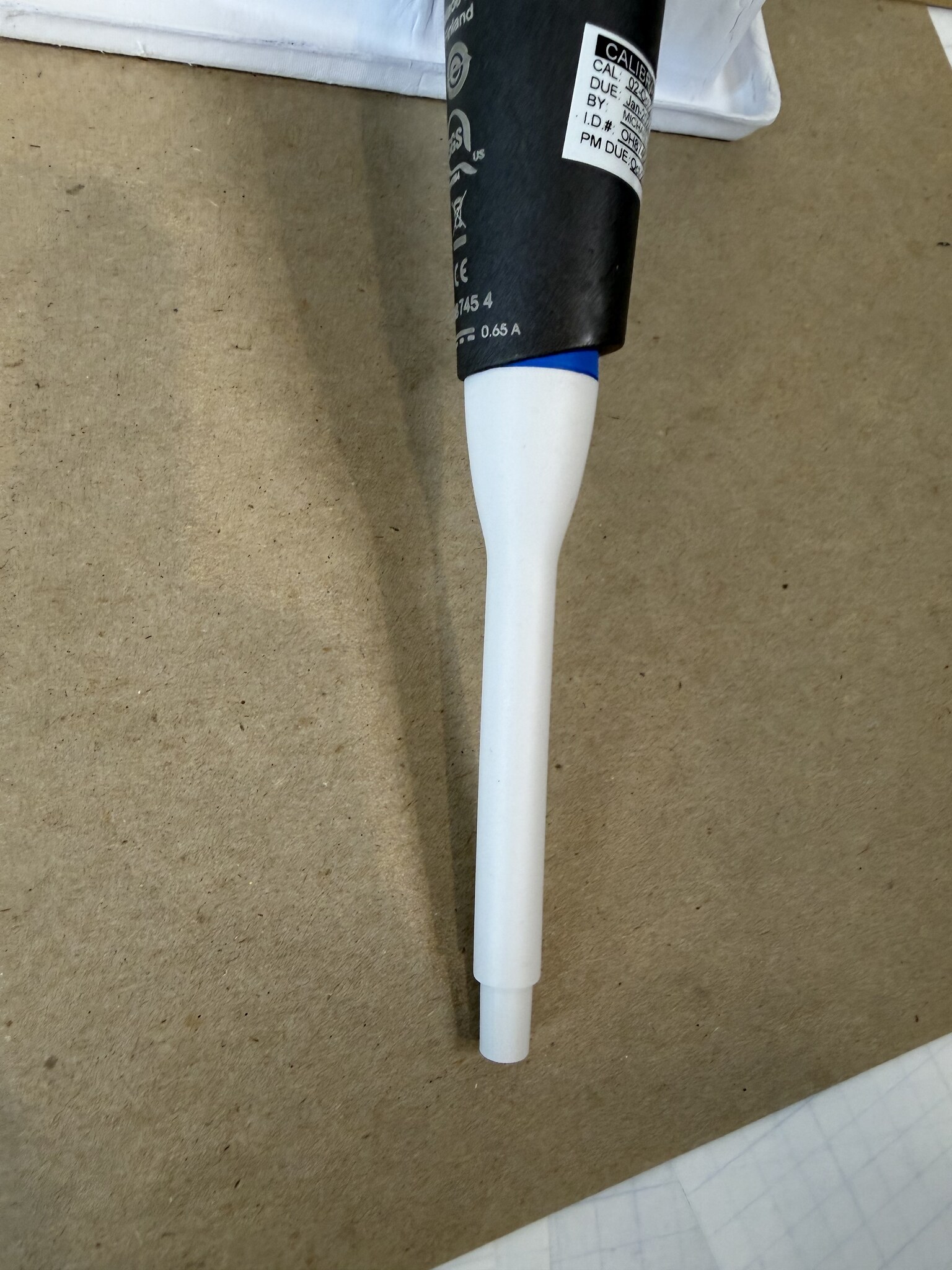 Thermo Finnpipette Novus 100-1000uL Single Channel Electronic Pipette Powers On
