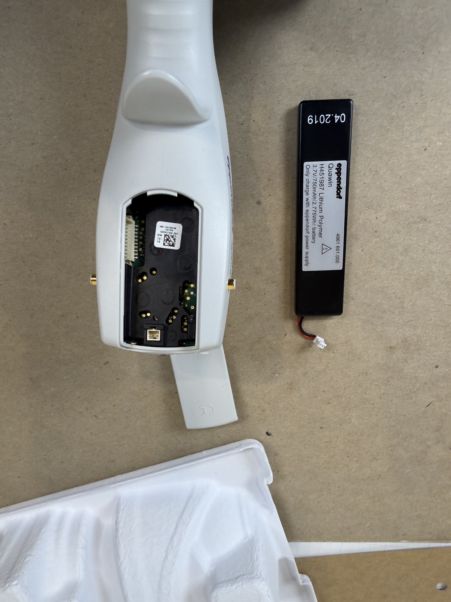Eppendorf Xplorer 0.5-10uL Electronic Pipette - AS-IS Parts/Repair, Service Mode