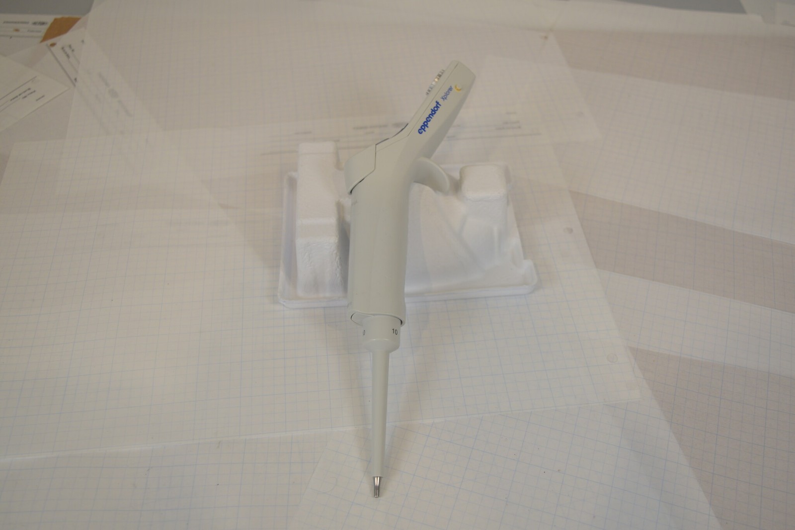 Eppendorf Xplorer 0.5-10uL Electronic Pipette - AS-IS Parts/Repair, Service Mode