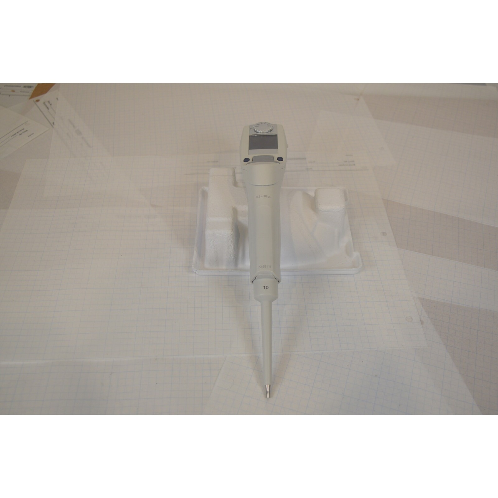 Eppendorf Xplorer 0.5-10uL Electronic Pipette - AS-IS Parts/Repair, Service Mode
