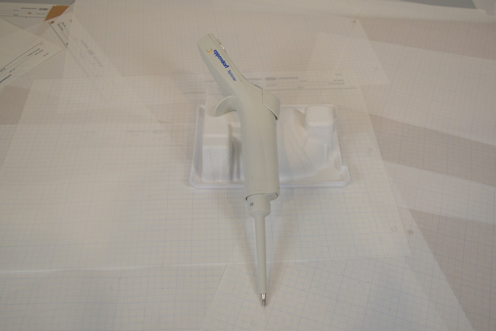 Eppendorf Xplorer 0.5-10uL Electronic Pipette - AS-IS Parts/Repair, Service Mode