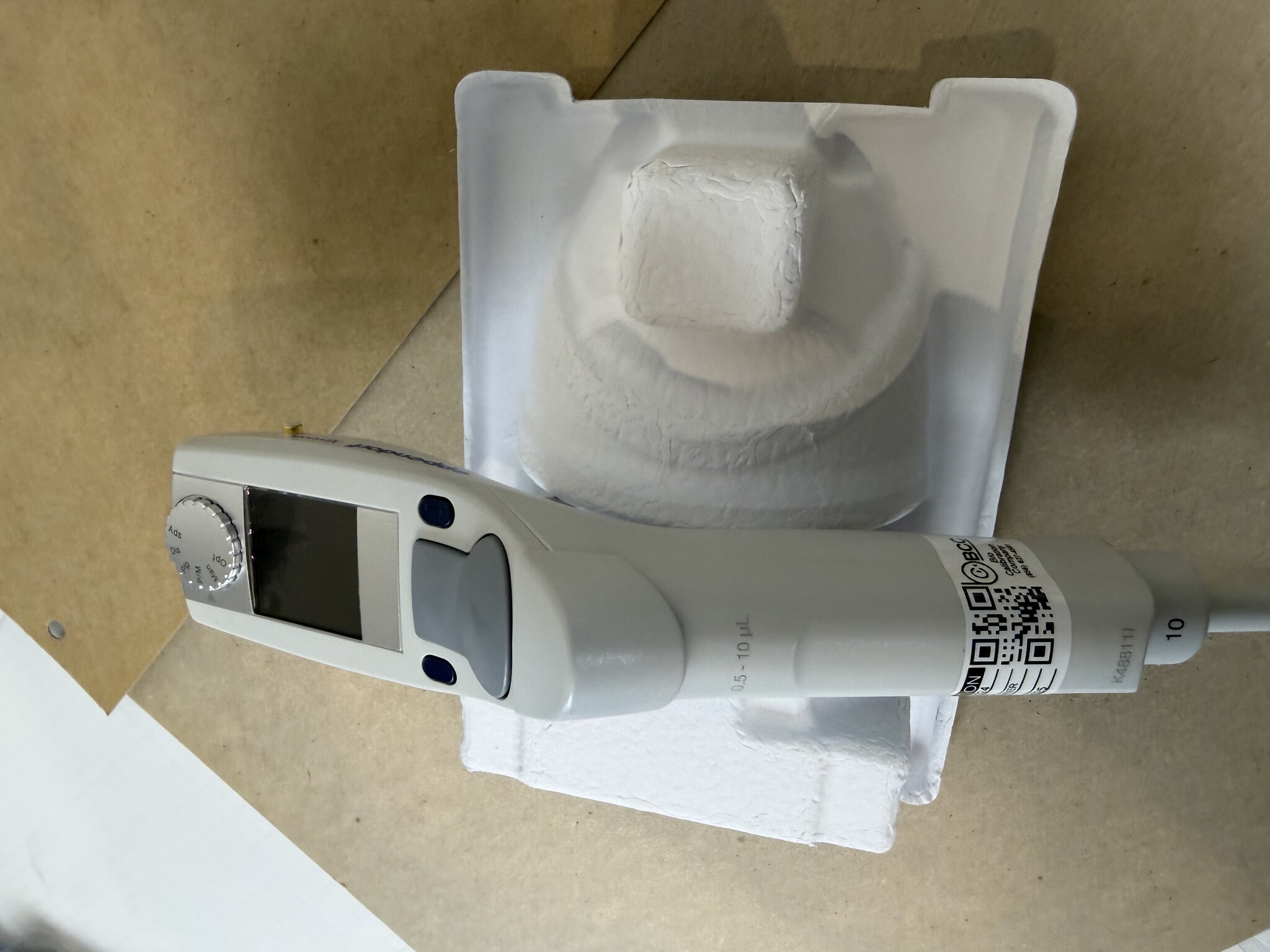 Eppendorf Xplorer 0.5-10uL Electronic Pipette - AS-IS Parts/Repair, Service Mode