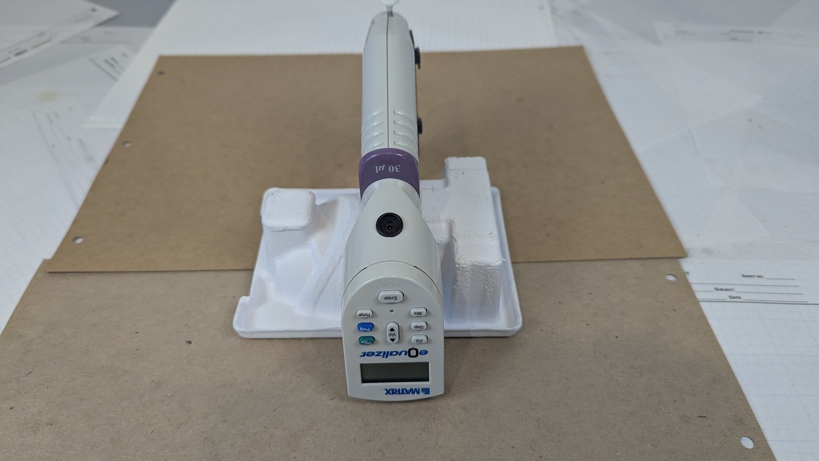 Matrix eQualizer 30uL 12-Channel Adjustable Spacing Pipette Powers On