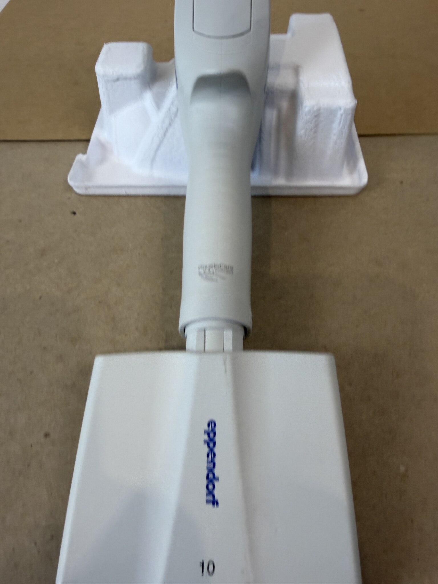Eppendorf Xplorer 8-Channel 0.5-10uL Electronic Pipette - AS-IS Parts/Repair