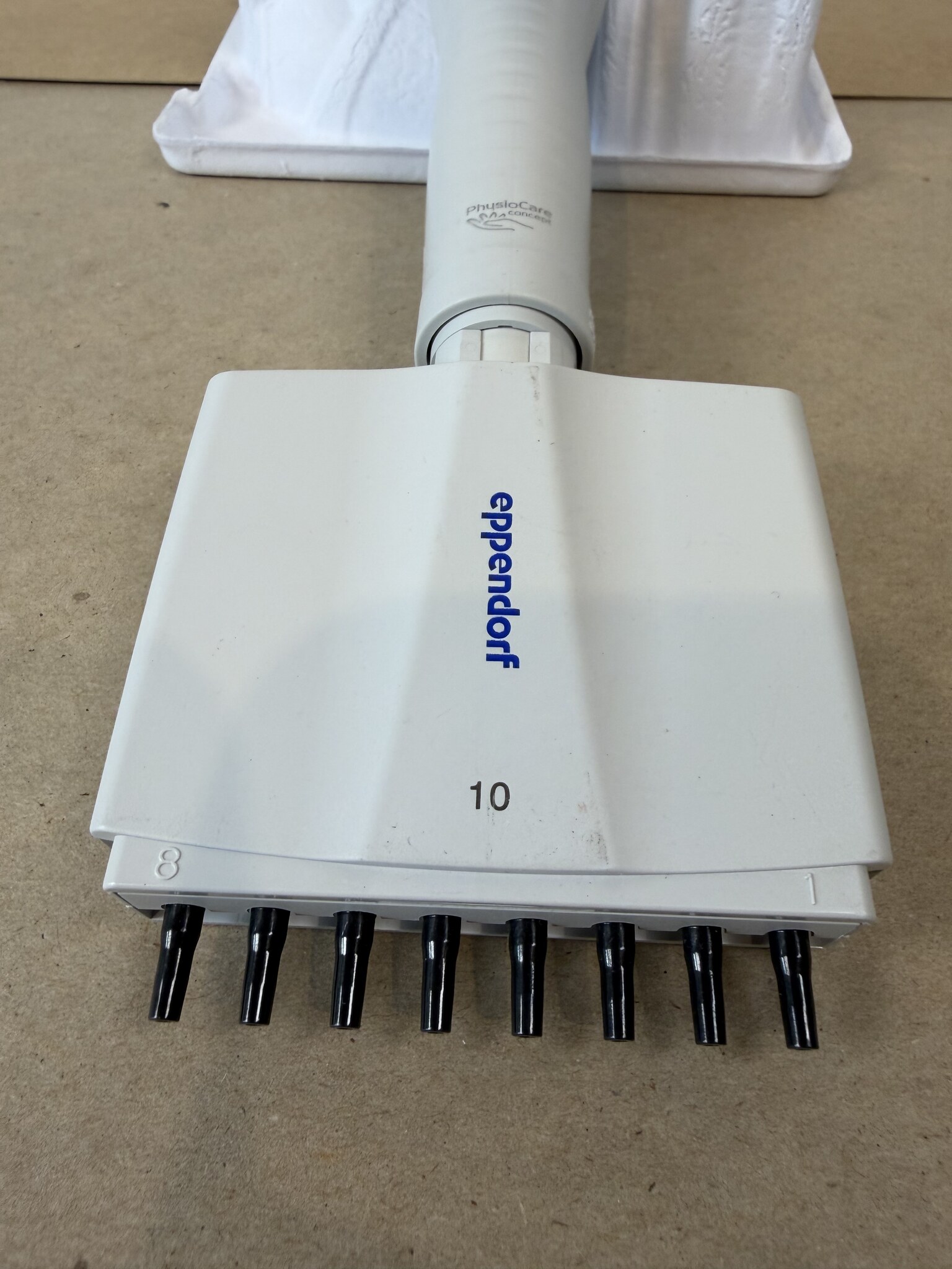 Eppendorf Xplorer 8-Channel 0.5-10uL Electronic Pipette - AS-IS Parts/Repair
