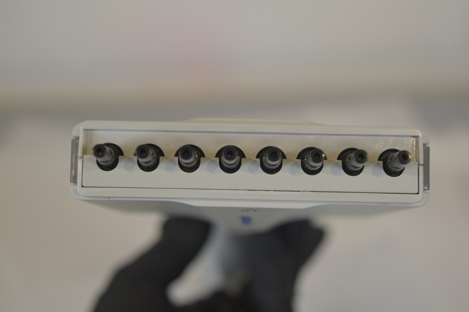 Eppendorf Xplorer 8-Channel 0.5-10uL Electronic Pipette - AS-IS Parts/Repair