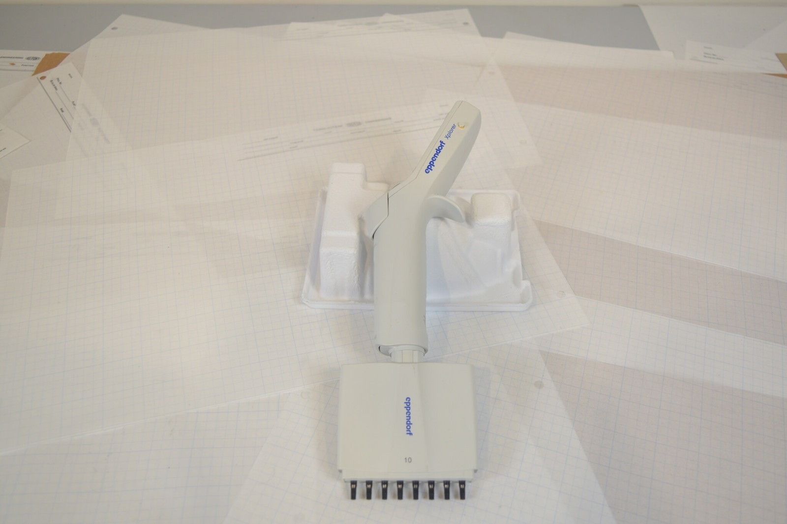Eppendorf Xplorer 8-Channel 0.5-10uL Electronic Pipette - AS-IS Parts/Repair