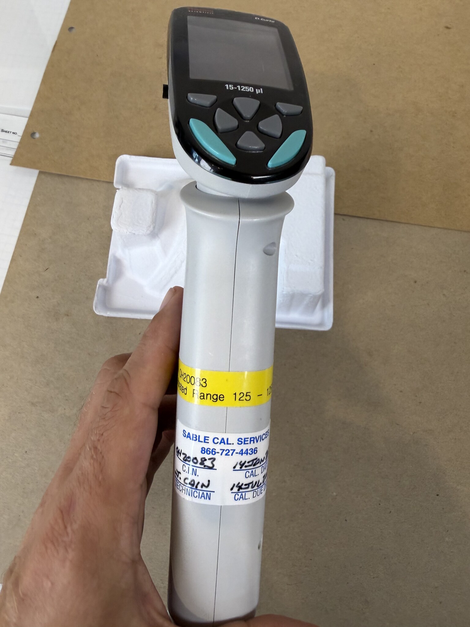 Thermo E1-ClipTip Equalizer 8-Channel 15-1250uL Electronic Pipette 4672100BT