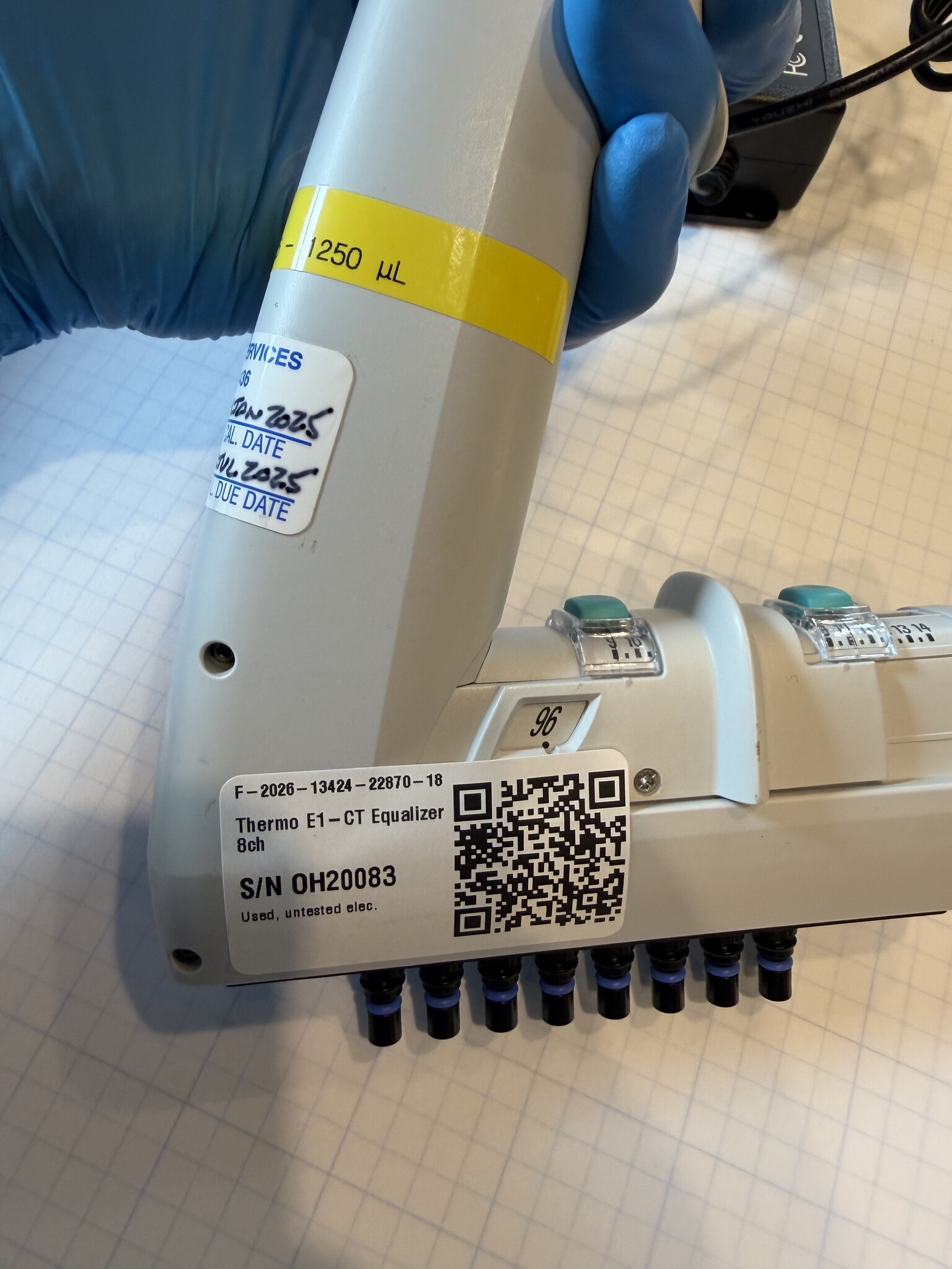 Thermo E1-ClipTip Equalizer 8-Channel 15-1250uL Electronic Pipette 4672100BT