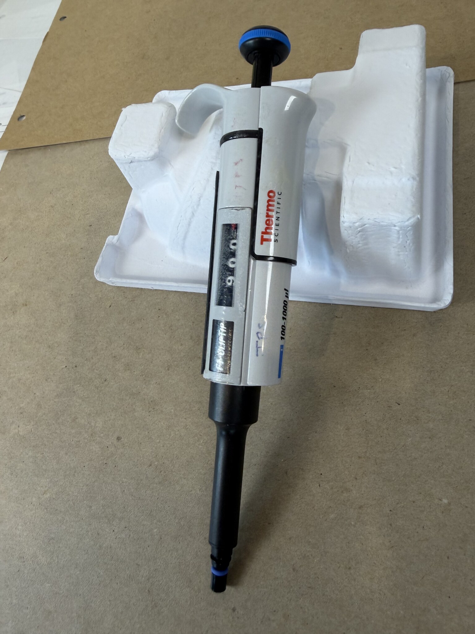 Thermo Scientific F1-ClipTip 100-1000uL Single Channel Pipette Tested