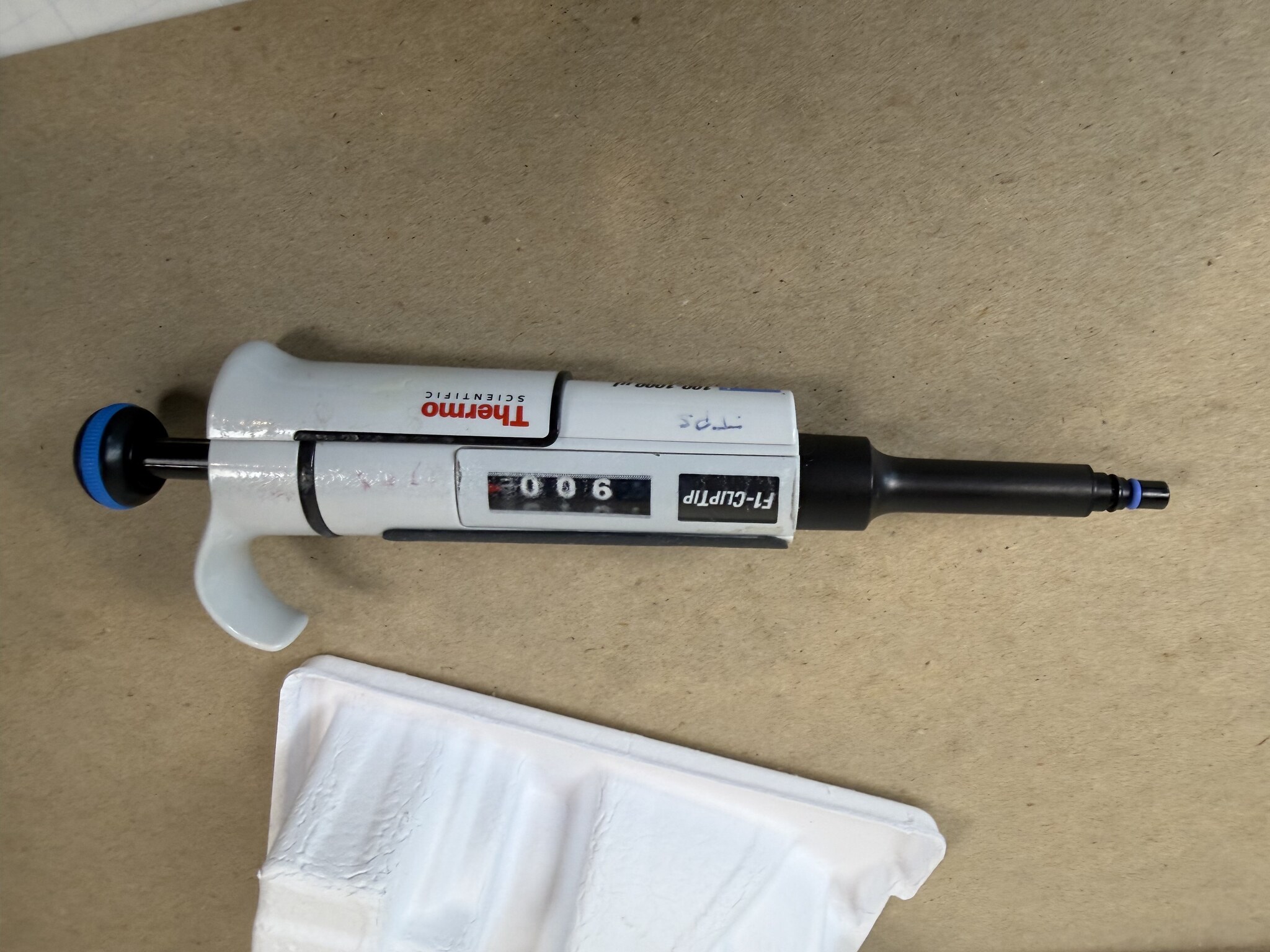 Thermo Scientific F1-ClipTip 100-1000uL Single Channel Pipette Tested