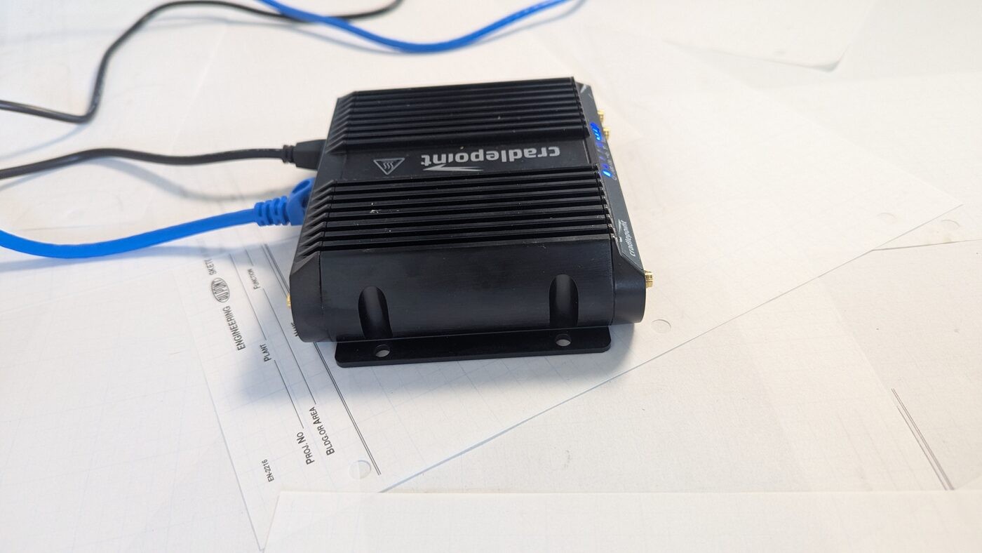 Cradlepoint COR IBR1100LPE Rugged LTE Cat6 Router Verizon GPS - Tested