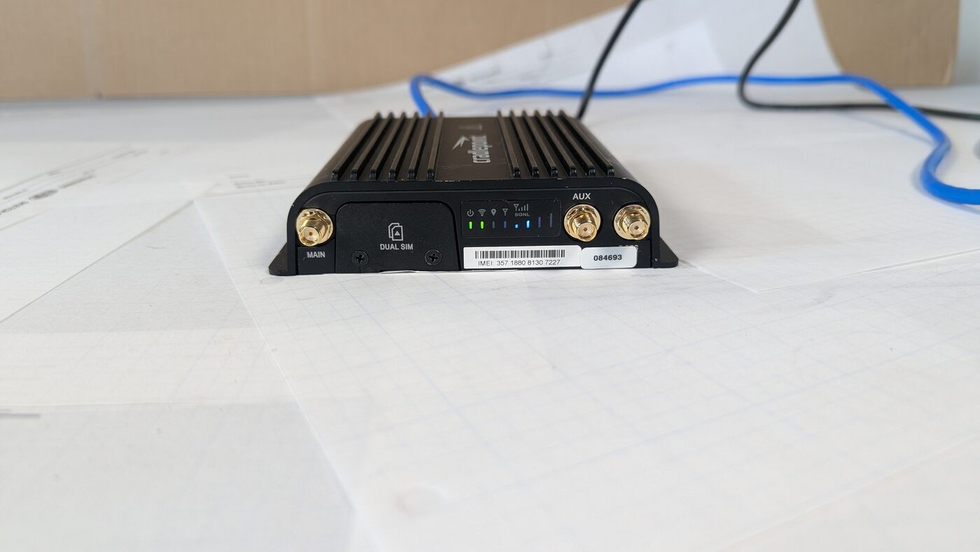 Cradlepoint COR IBR900-600M Rugged LTE Router GPS Class I Div 2 - Tested