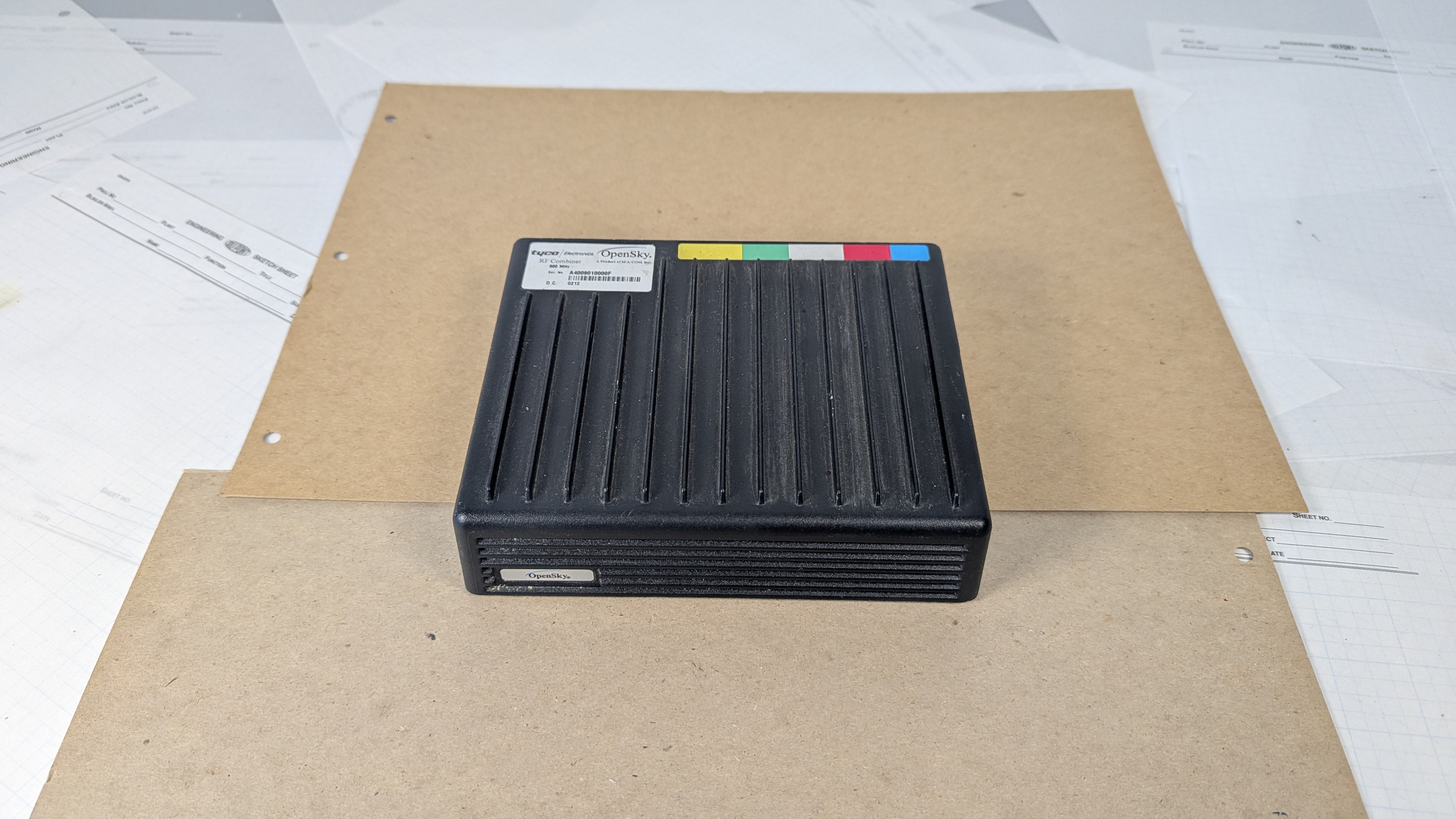 Tyco Harris Macom OpenSky 800MHz RF Combiner M803 Vehicular Repeater - Untested