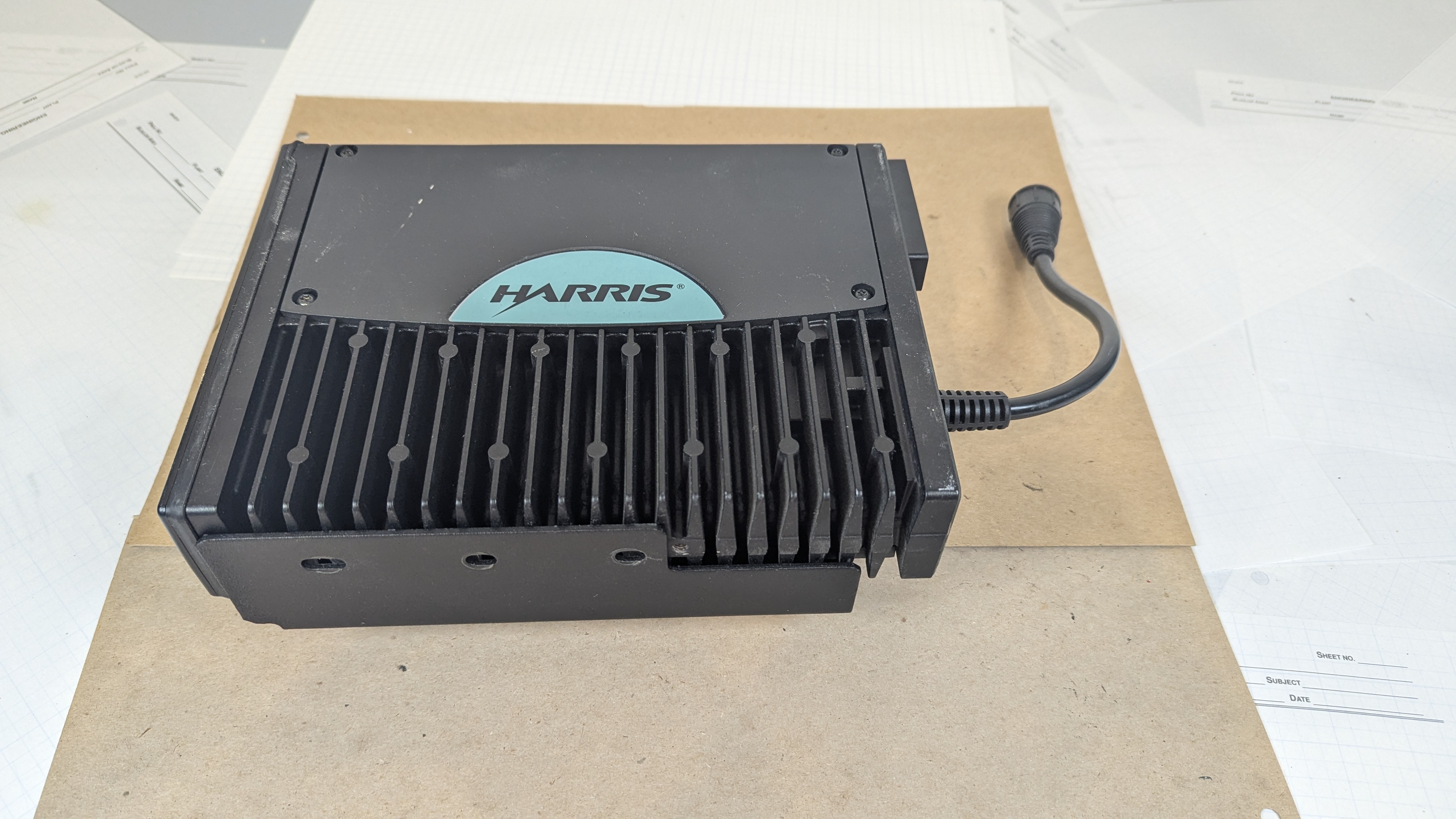Harris XG-75M M7300 M5300 800MHz Mobile Radio Kit + Control Head Mic Speaker