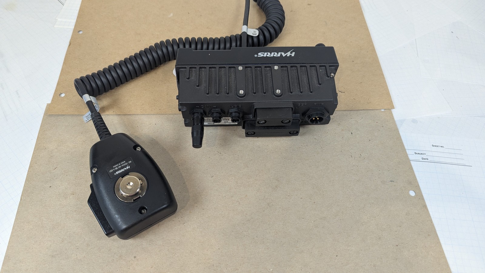 Harris XG-75M M7300 M5300 800MHz Mobile Radio Kit + Control Head Mic Speaker
