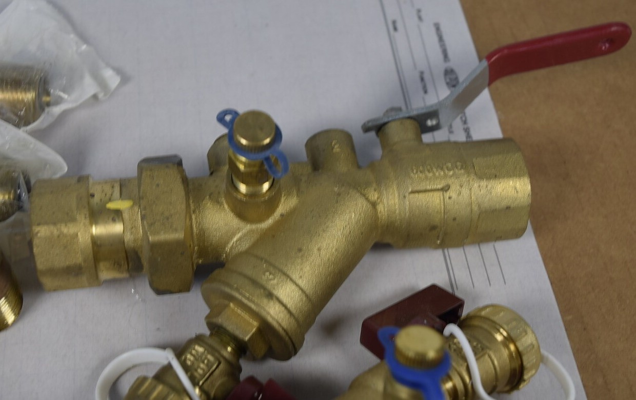 NuTech SV1e 3/4" Combination Strainer Ball Valve Union Y-Strainer 600 WOG NOS