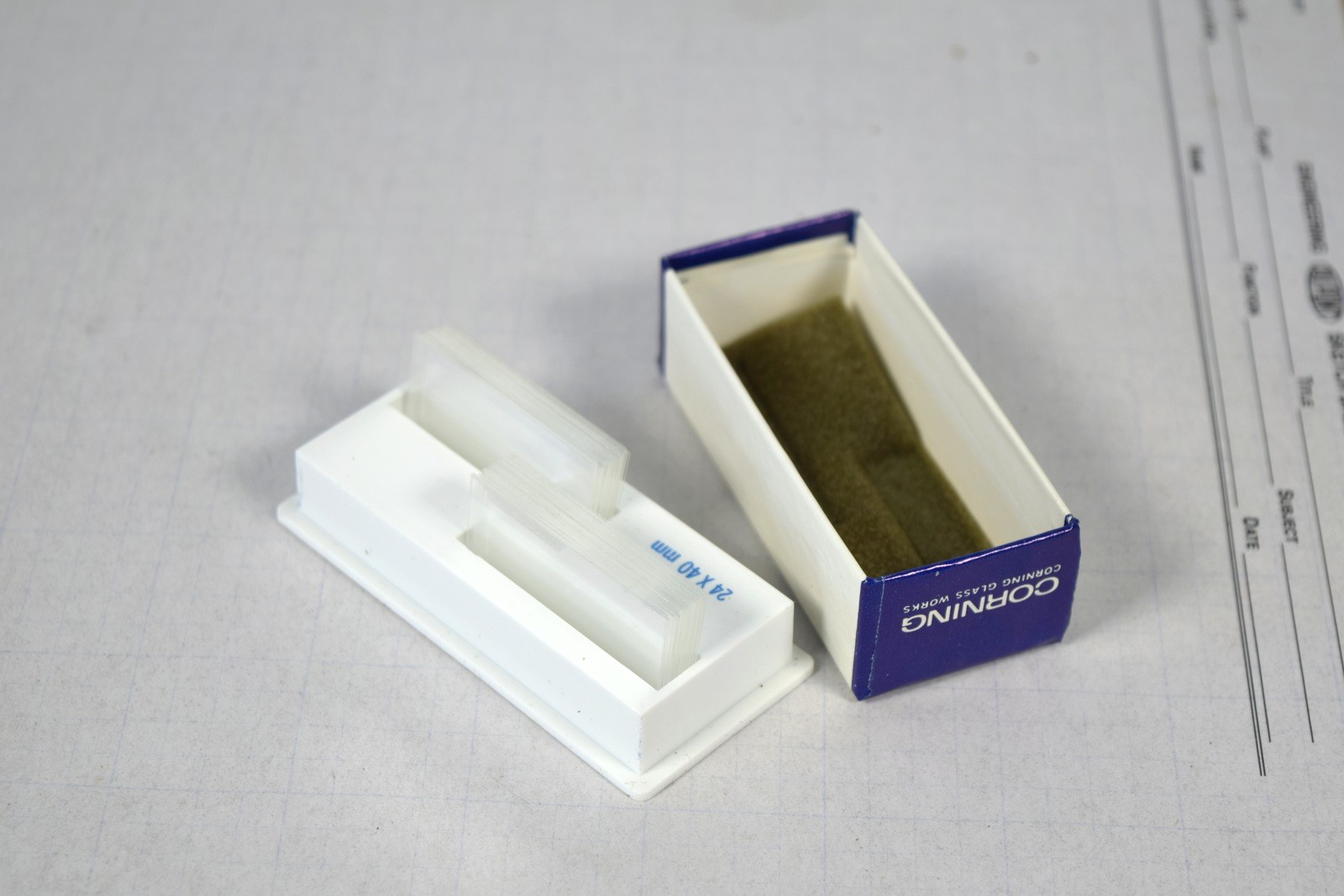 Vintage Corning 2935 Cover Glass 24x40mm No. 1 - 10 oz Carton, Glass Works