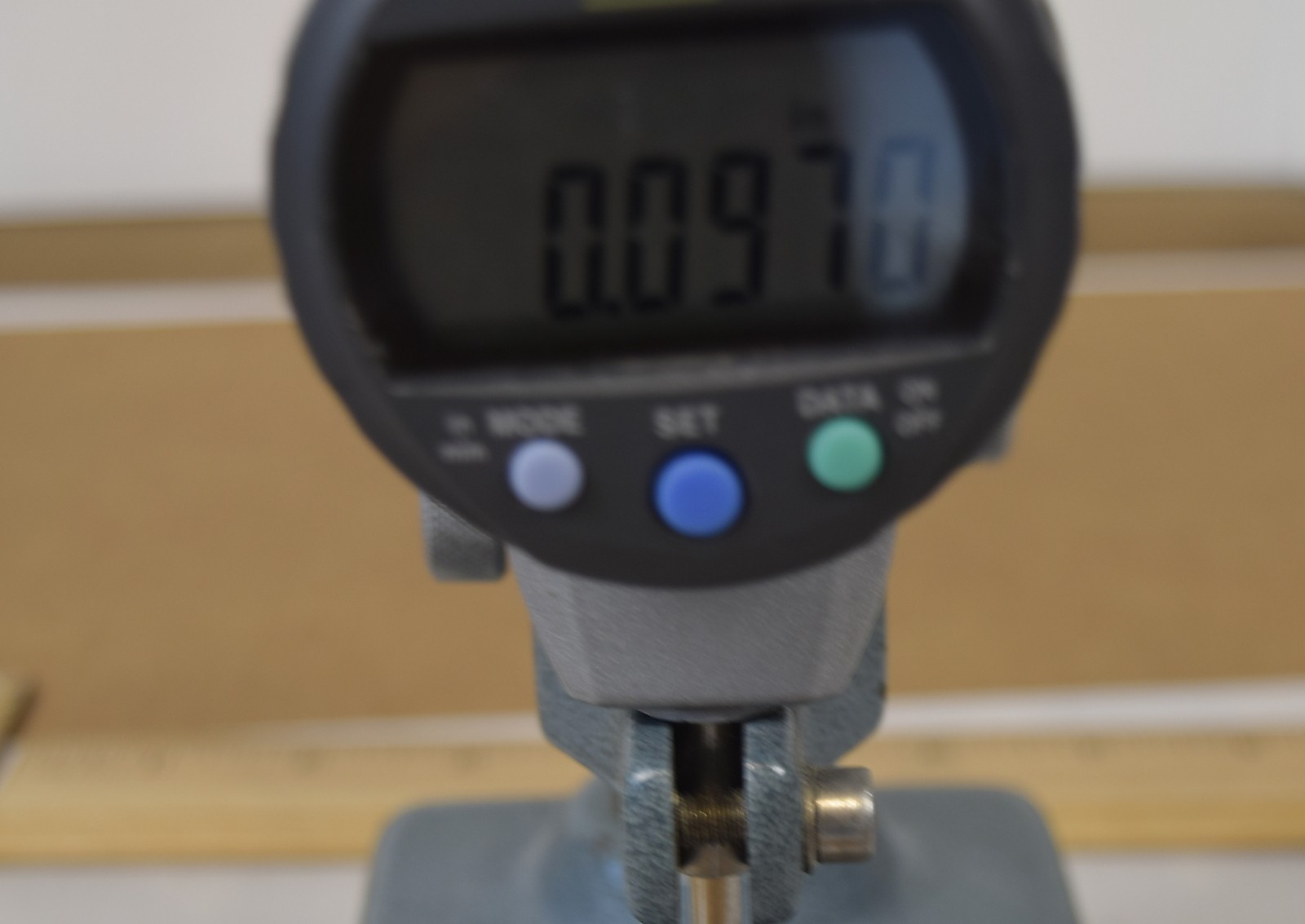 Mitutoyo 543-476B ID-C1025EXB Indicator + 7004 Comparator Stand 1" TESTED SET