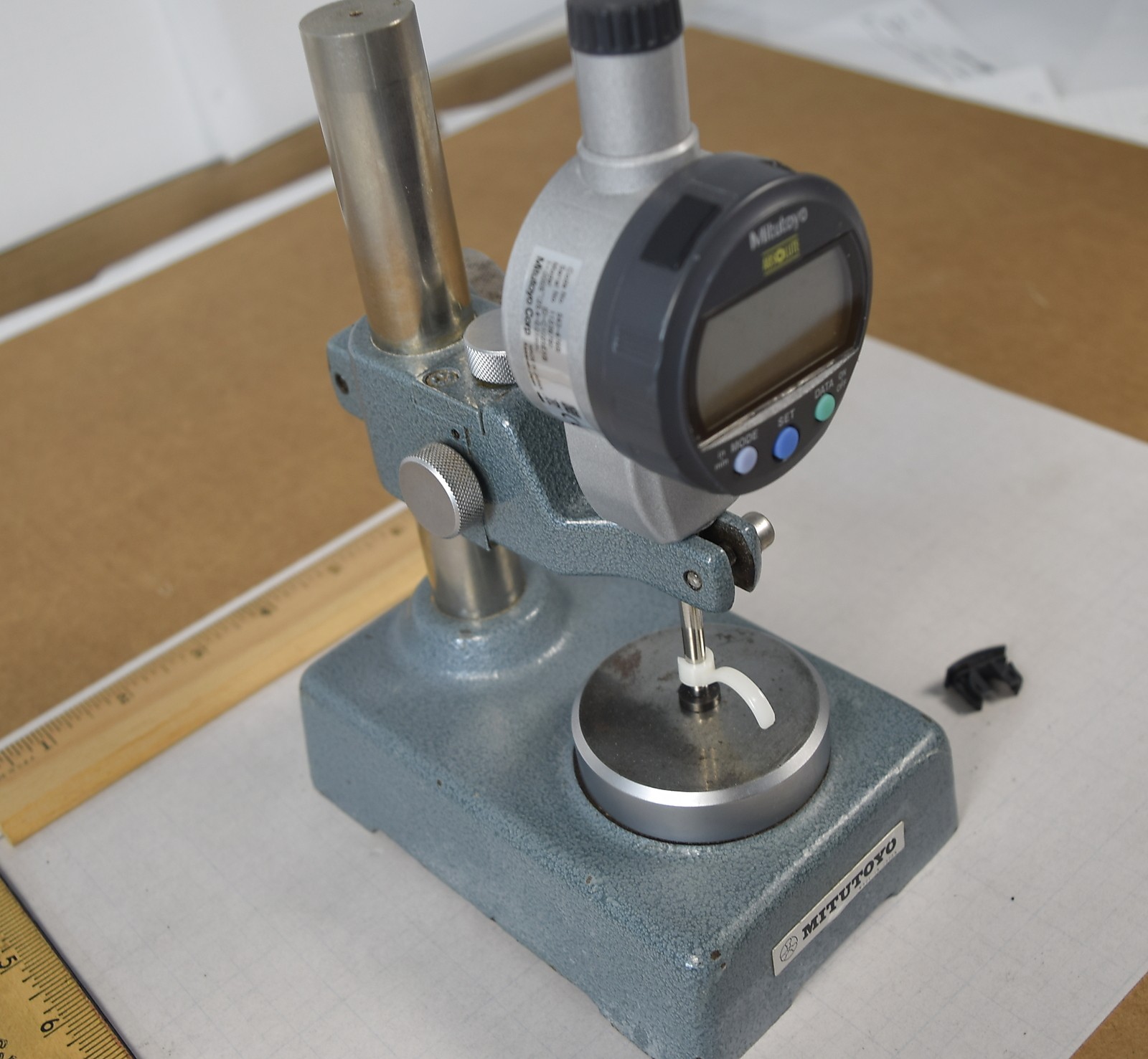 Mitutoyo 543-476B ID-C1025EXB Indicator + 7004 Comparator Stand 1" TESTED SET