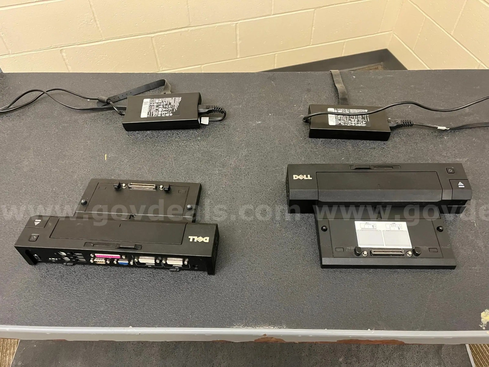 Lot of 5 Dell PR02X E-Port Plus USB 3.0 Docking Station Tested Working +Adapters