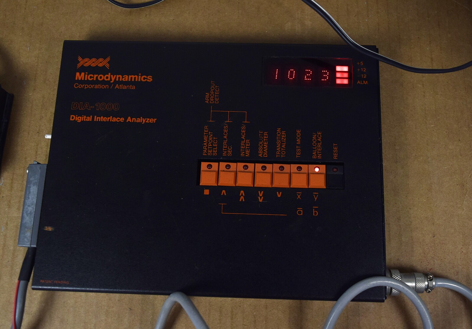Microdynamics DIA-1000 Digital Interlace Analyzer Yarn Tester w/ Sensor & Manual
