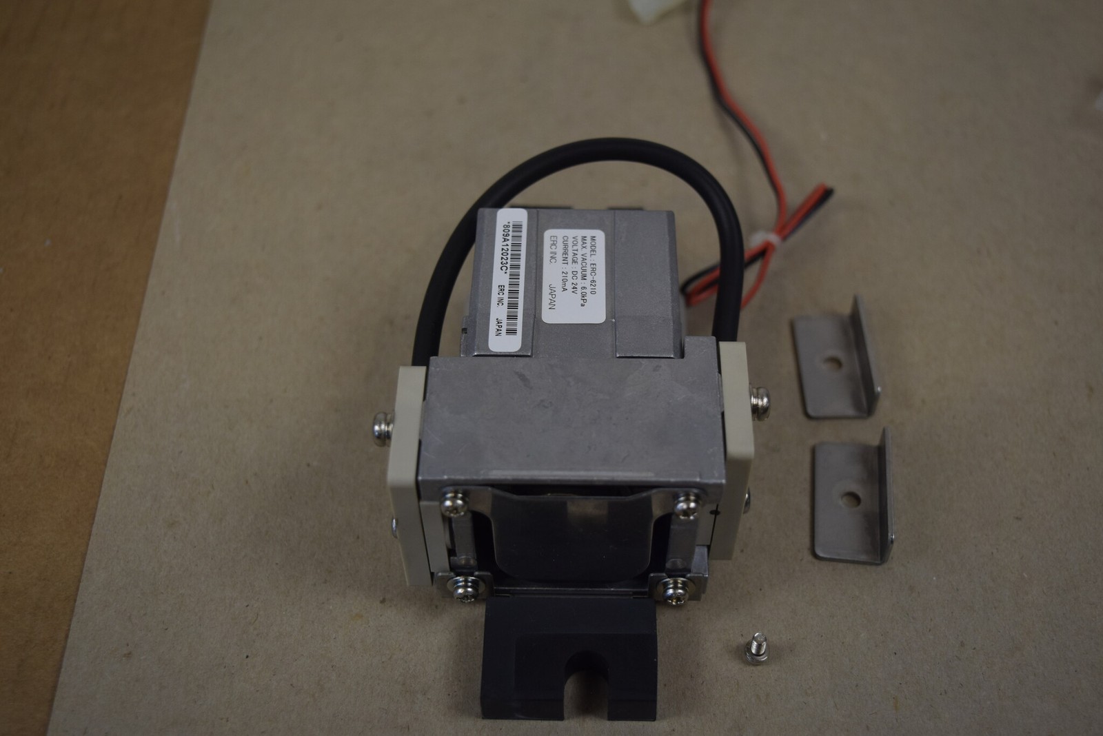 ERC-6210 Vacuum Pump 24V DC 210mA 6.0kPa - Agilent G1379B Degasser - Tested