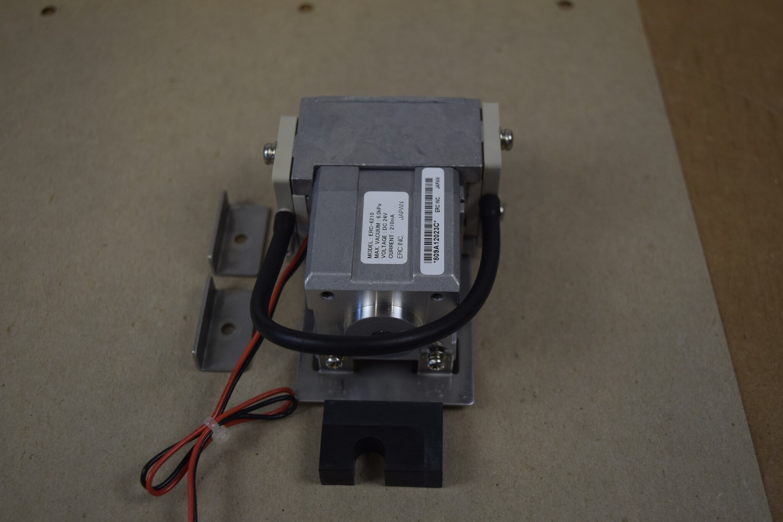 ERC-6210 Vacuum Pump 24V DC 210mA 6.0kPa - Agilent G1379B Degasser - Tested